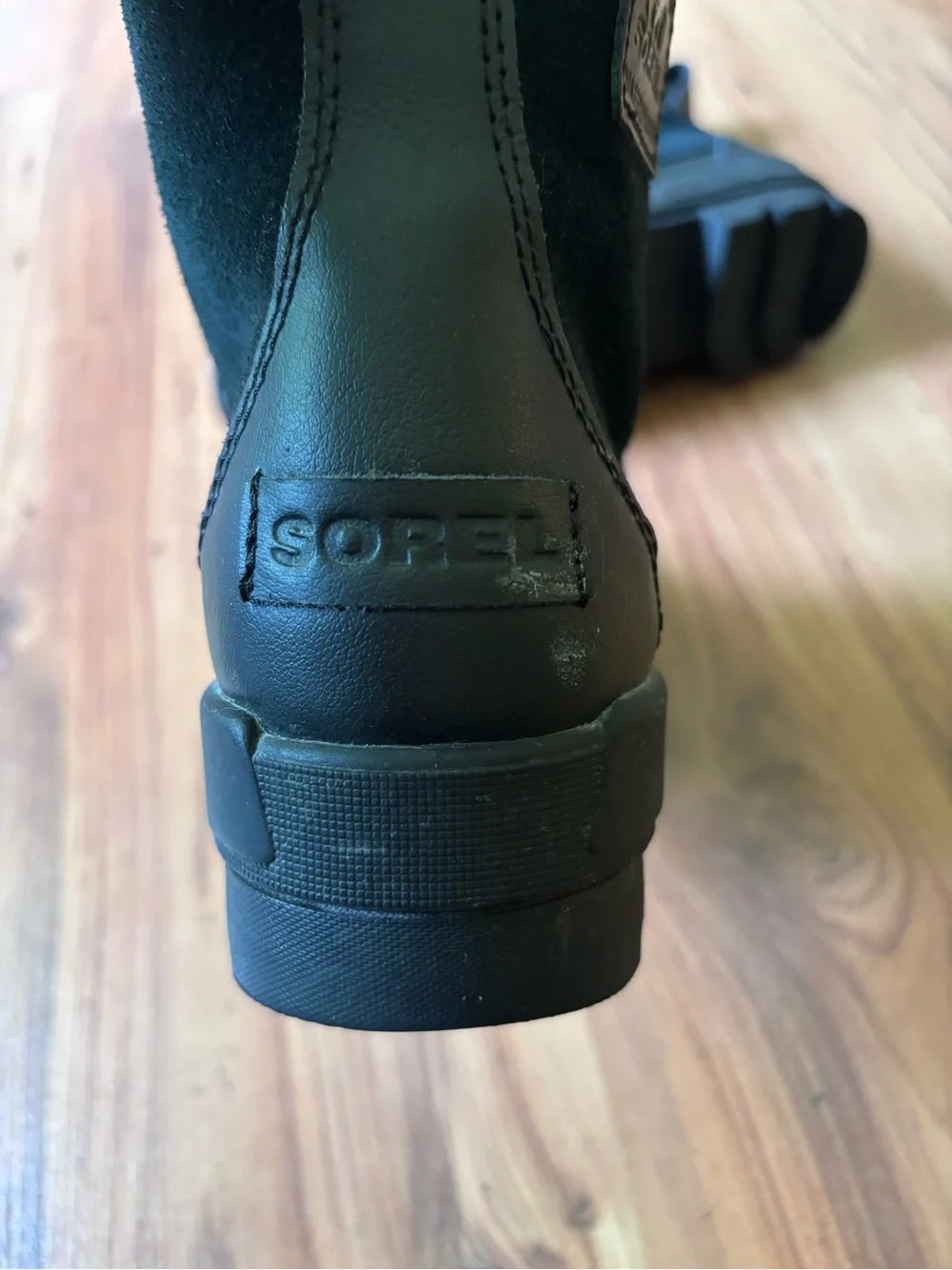 Sorel Tivoli IV all-black winter ankle boots - Picture 7 of 11